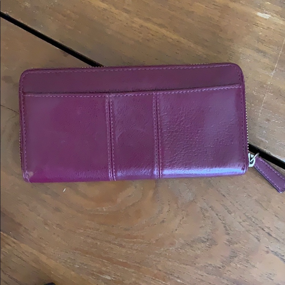 COPY - Coach Zippy Wallet - Picture 2 of 3